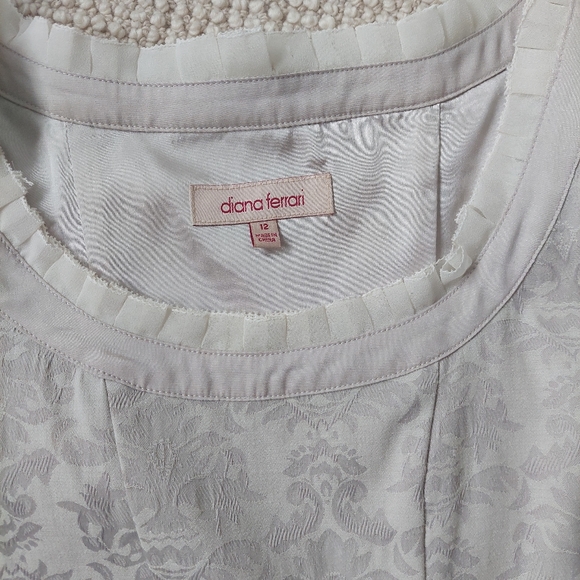 Vintage style cream Diana Ferrari dress. Size 12 - Picture 2 of 2